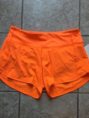 Lululemon Mid Rise Speed Up Short
